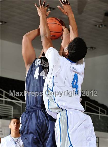 Thumbnail 1 in Alta Loma vs. Flintridge Prep (So Cal Shootout) photogallery.