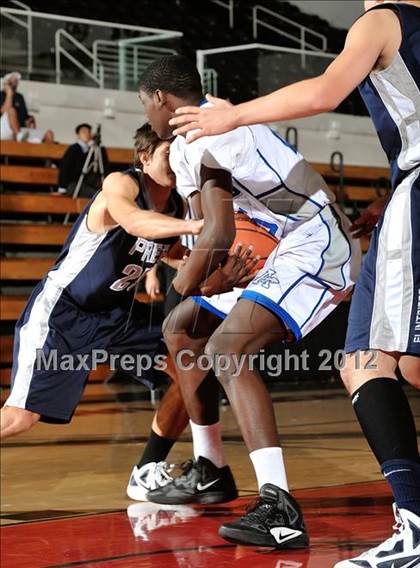 Thumbnail 2 in Alta Loma vs. Flintridge Prep (So Cal Shootout) photogallery.