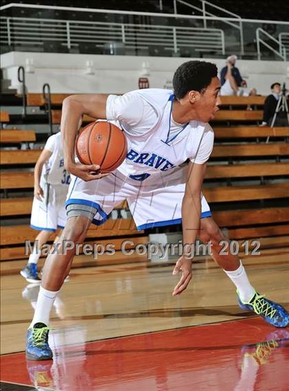 Thumbnail 1 in Alta Loma vs. Flintridge Prep (So Cal Shootout) photogallery.