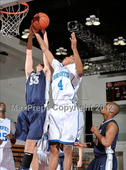Thumbnail 2 in Alta Loma vs. Flintridge Prep (So Cal Shootout) photogallery.