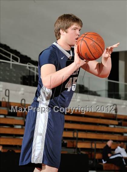 Thumbnail 1 in Alta Loma vs. Flintridge Prep (So Cal Shootout) photogallery.