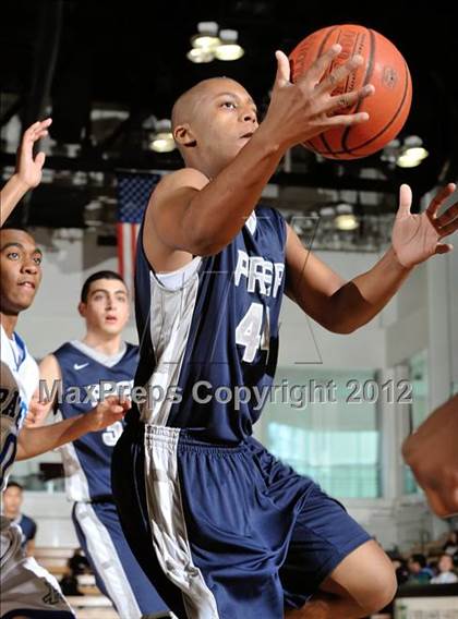 Thumbnail 3 in Alta Loma vs. Flintridge Prep (So Cal Shootout) photogallery.