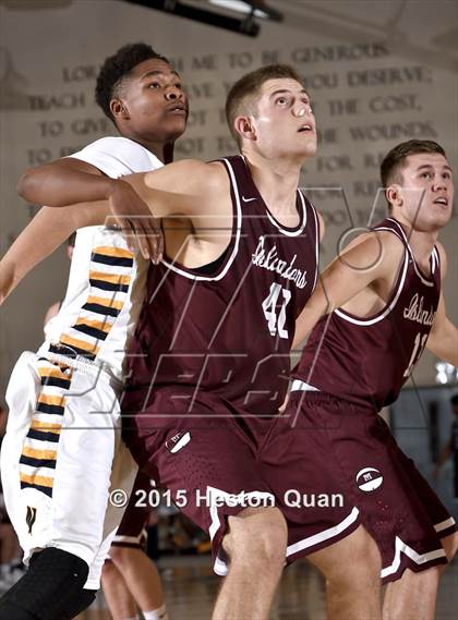 Thumbnail 2 in JW North vs. Mercer Island (MaxPreps Holiday Classic) photogallery.