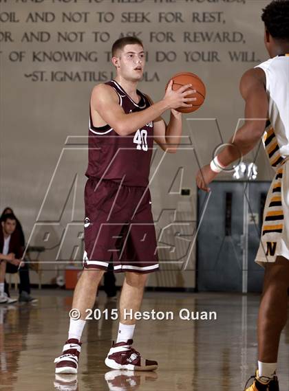 Thumbnail 1 in JW North vs. Mercer Island (MaxPreps Holiday Classic) photogallery.