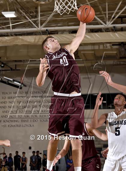 Thumbnail 3 in JW North vs. Mercer Island (MaxPreps Holiday Classic) photogallery.
