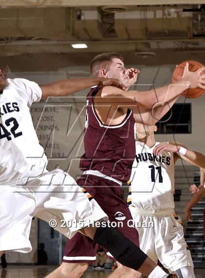 Thumbnail 3 in JW North vs. Mercer Island (MaxPreps Holiday Classic) photogallery.