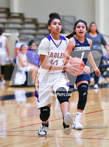 Thumbnail 3 in Coronado vs Brackenridge (SAISD Invitational) photogallery.