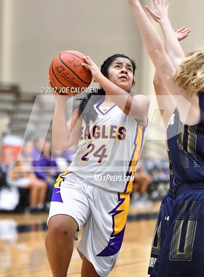 Thumbnail 2 in Coronado vs Brackenridge (SAISD Invitational) photogallery.