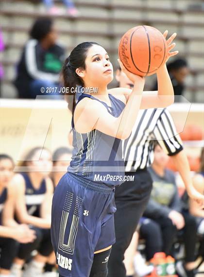 Thumbnail 2 in Coronado vs Brackenridge (SAISD Invitational) photogallery.