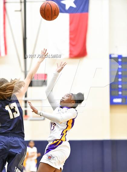 Thumbnail 1 in Coronado vs Brackenridge (SAISD Invitational) photogallery.