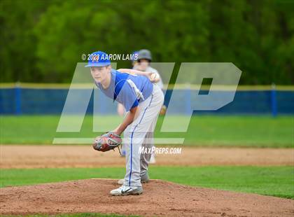 Thumbnail 1 in Oriskany @ New York Mills photogallery.