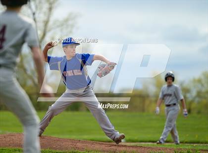 Thumbnail 2 in Oriskany @ New York Mills photogallery.