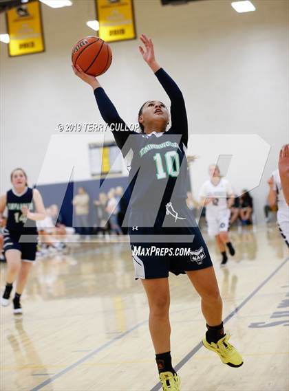 Thumbnail 2 in Timpanogos vs. American Heritage (South Mountain Holiday Classic) photogallery.