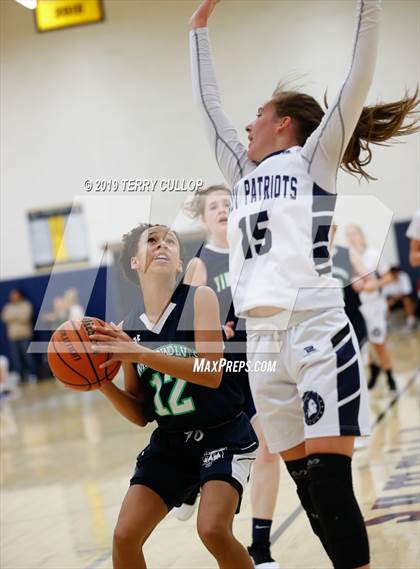 Thumbnail 3 in Timpanogos vs. American Heritage (South Mountain Holiday Classic) photogallery.