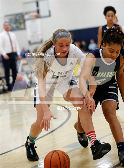 Thumbnail 3 in Timpanogos vs. American Heritage (South Mountain Holiday Classic) photogallery.