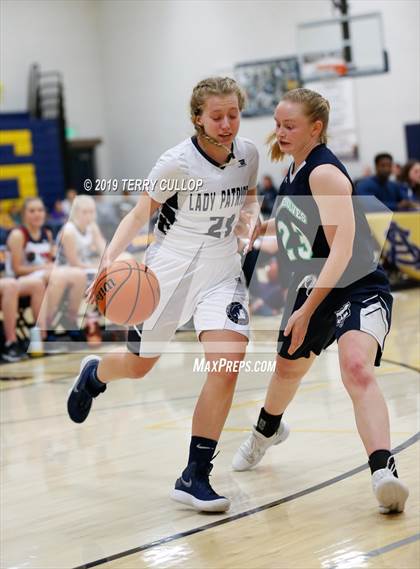 Thumbnail 2 in Timpanogos vs. American Heritage (South Mountain Holiday Classic) photogallery.