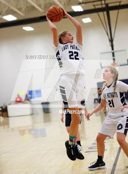 Thumbnail 1 in Timpanogos vs. American Heritage (South Mountain Holiday Classic) photogallery.