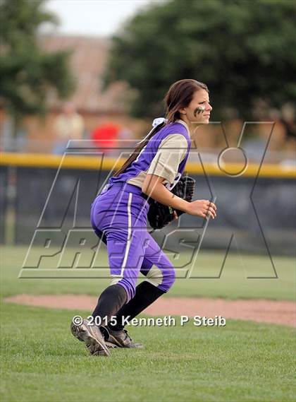 Thumbnail 2 in Ascension Catholic vs Ecole Classique (LHSSA 1A 1st Round Playoff) photogallery.