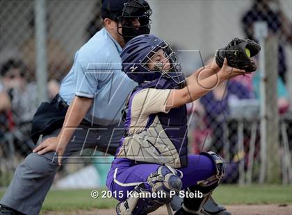 Thumbnail 3 in Ascension Catholic vs Ecole Classique (LHSSA 1A 1st Round Playoff) photogallery.