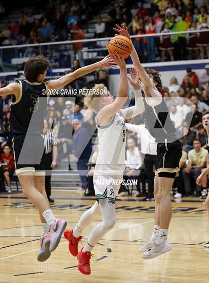 Thumbnail 2 in Logan @ Ridgeline photogallery.