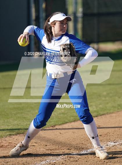 Thumbnail 1 in Belton vs. Friendswood (NFCA Texas High School Leadoff Classic) photogallery.