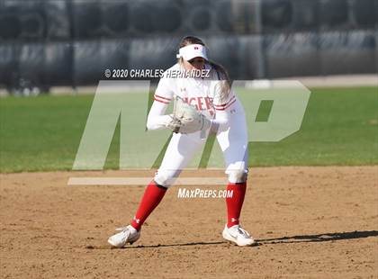 Thumbnail 1 in Belton vs. Friendswood (NFCA Texas High School Leadoff Classic) photogallery.