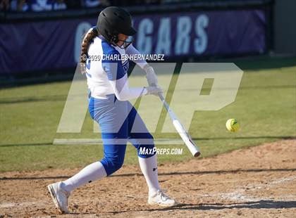 Thumbnail 3 in Belton vs. Friendswood (NFCA Texas High School Leadoff Classic) photogallery.