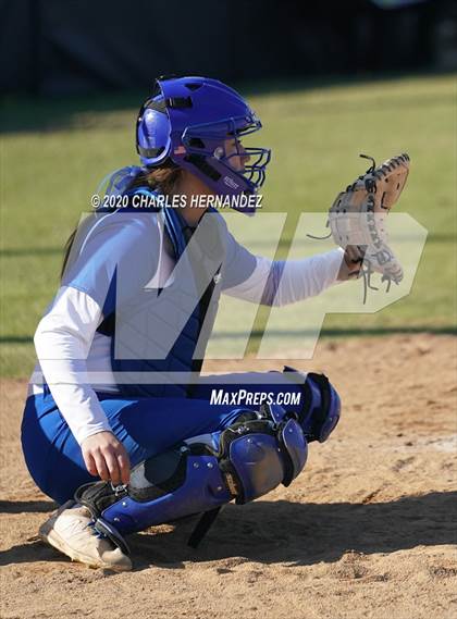 Thumbnail 1 in Belton vs. Friendswood (NFCA Texas High School Leadoff Classic) photogallery.