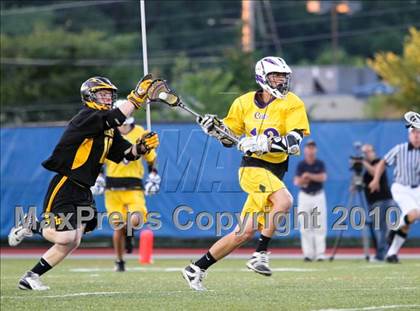 Thumbnail 2 in Warwick vs. Lakeland-Panas (NYSPHSAA Class A Quarterfinal) photogallery.