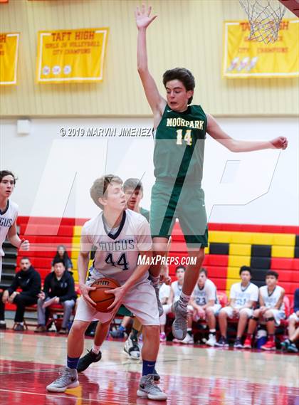 Thumbnail 1 in  Moorpark vs Saugus photogallery.