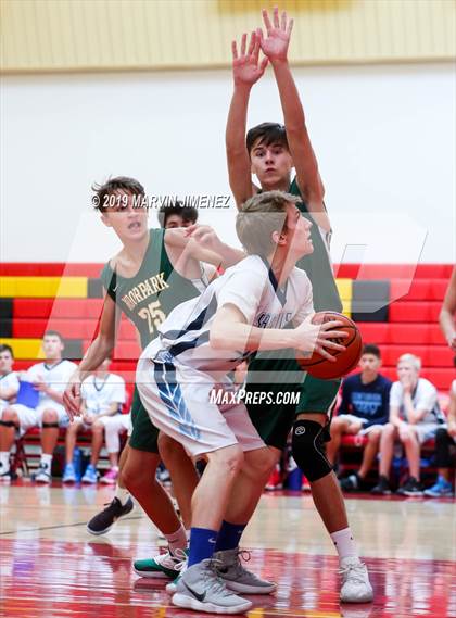 Thumbnail 1 in  Moorpark vs Saugus photogallery.