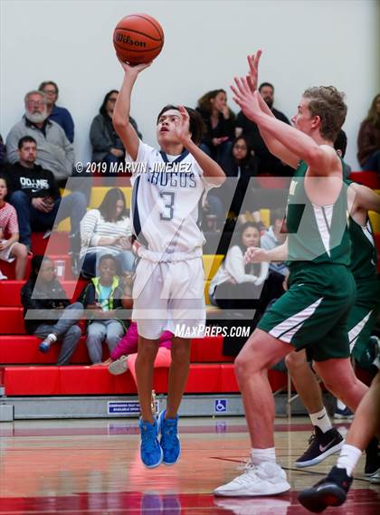 Thumbnail 1 in  Moorpark vs Saugus photogallery.