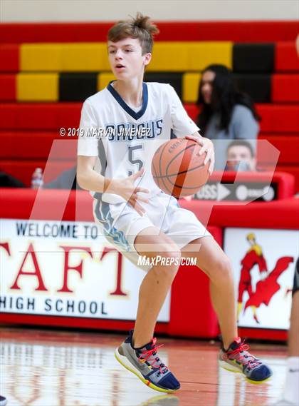 Thumbnail 2 in  Moorpark vs Saugus photogallery.