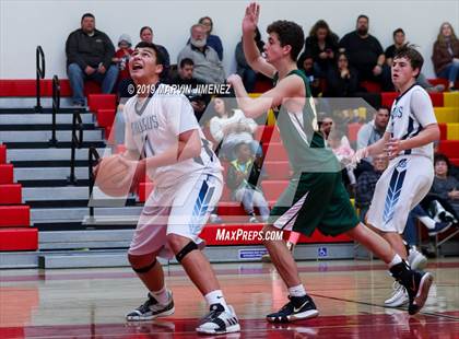 Thumbnail 3 in  Moorpark vs Saugus photogallery.