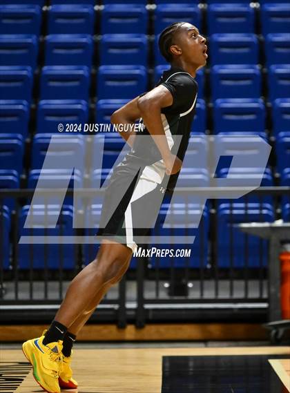 Thumbnail 2 in Fort Bend Marshall vs. Ellison (UIL Basketball 5A Region III Final) photogallery.
