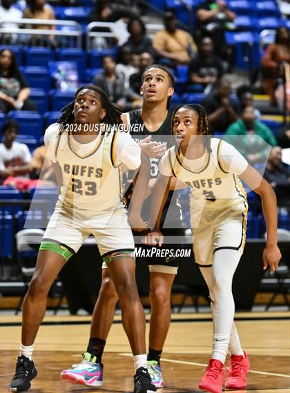 Thumbnail 1 in Fort Bend Marshall vs. Ellison (UIL Basketball 5A Region III Final) photogallery.