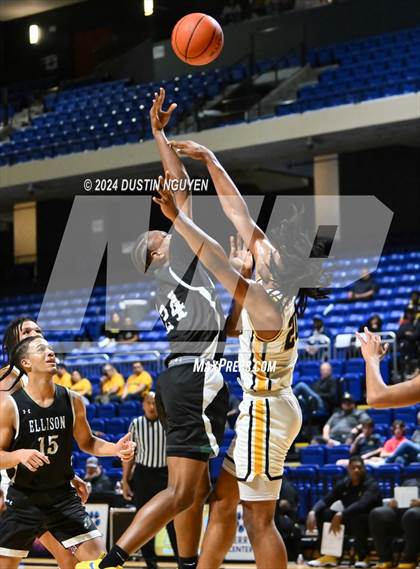 Thumbnail 3 in Fort Bend Marshall vs. Ellison (UIL Basketball 5A Region III Final) photogallery.