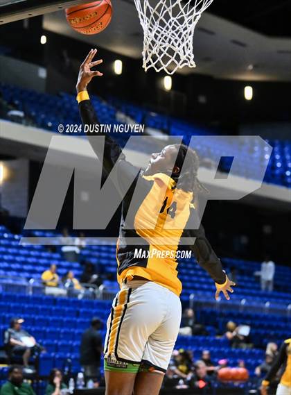 Thumbnail 3 in Fort Bend Marshall vs. Ellison (UIL Basketball 5A Region III Final) photogallery.