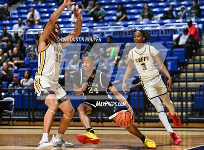 Thumbnail 1 in Fort Bend Marshall vs. Ellison (UIL Basketball 5A Region III Final) photogallery.
