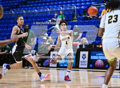 Thumbnail 3 in Fort Bend Marshall vs. Ellison (UIL Basketball 5A Region III Final) photogallery.
