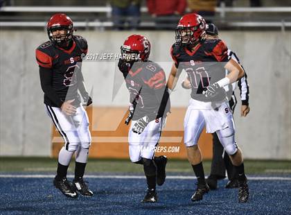 Thumbnail 2 in Shelby vs. Steubenville (OHSAA Division IV Semifinal) photogallery.