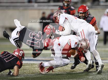 Thumbnail 3 in Shelby vs. Steubenville (OHSAA Division IV Semifinal) photogallery.