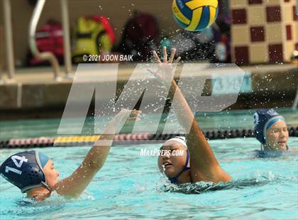 Thumbnail 1 in Carlmont vs Presentation (Amanda Mac Invitational) photogallery.