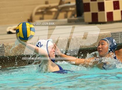 Thumbnail 2 in Carlmont vs Presentation (Amanda Mac Invitational) photogallery.