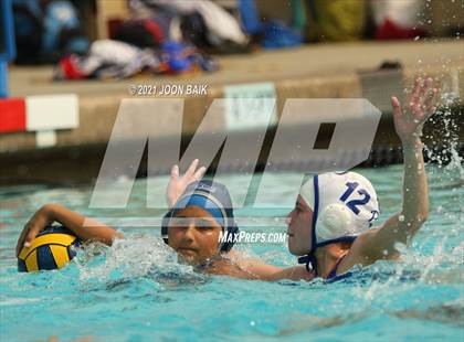 Thumbnail 3 in Carlmont vs Presentation (Amanda Mac Invitational) photogallery.