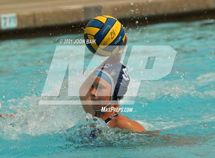 Thumbnail 2 in Carlmont vs Presentation (Amanda Mac Invitational) photogallery.