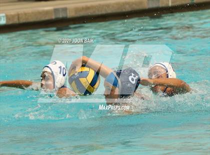 Thumbnail 3 in Carlmont vs Presentation (Amanda Mac Invitational) photogallery.
