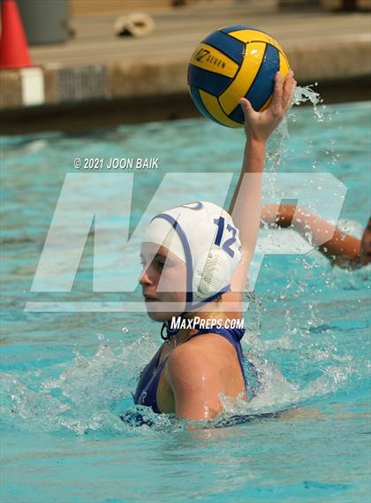 Thumbnail 2 in Carlmont vs Presentation (Amanda Mac Invitational) photogallery.