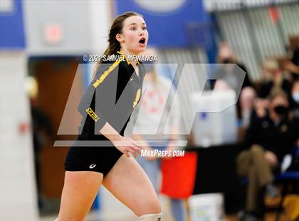 Thumbnail 2 in Fremont vs. Lincoln East photogallery.