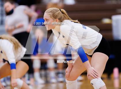 Thumbnail 1 in Fremont vs. Lincoln East photogallery.